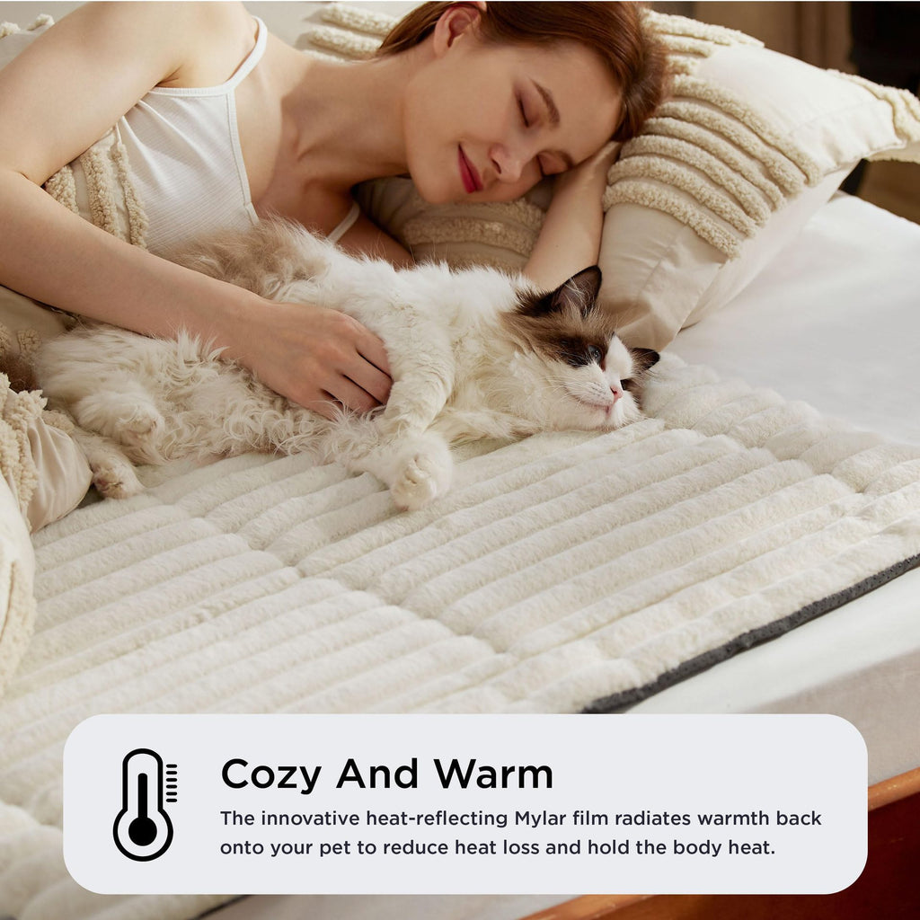 Orvia Mart Self-Warming Cat & Dog Mat